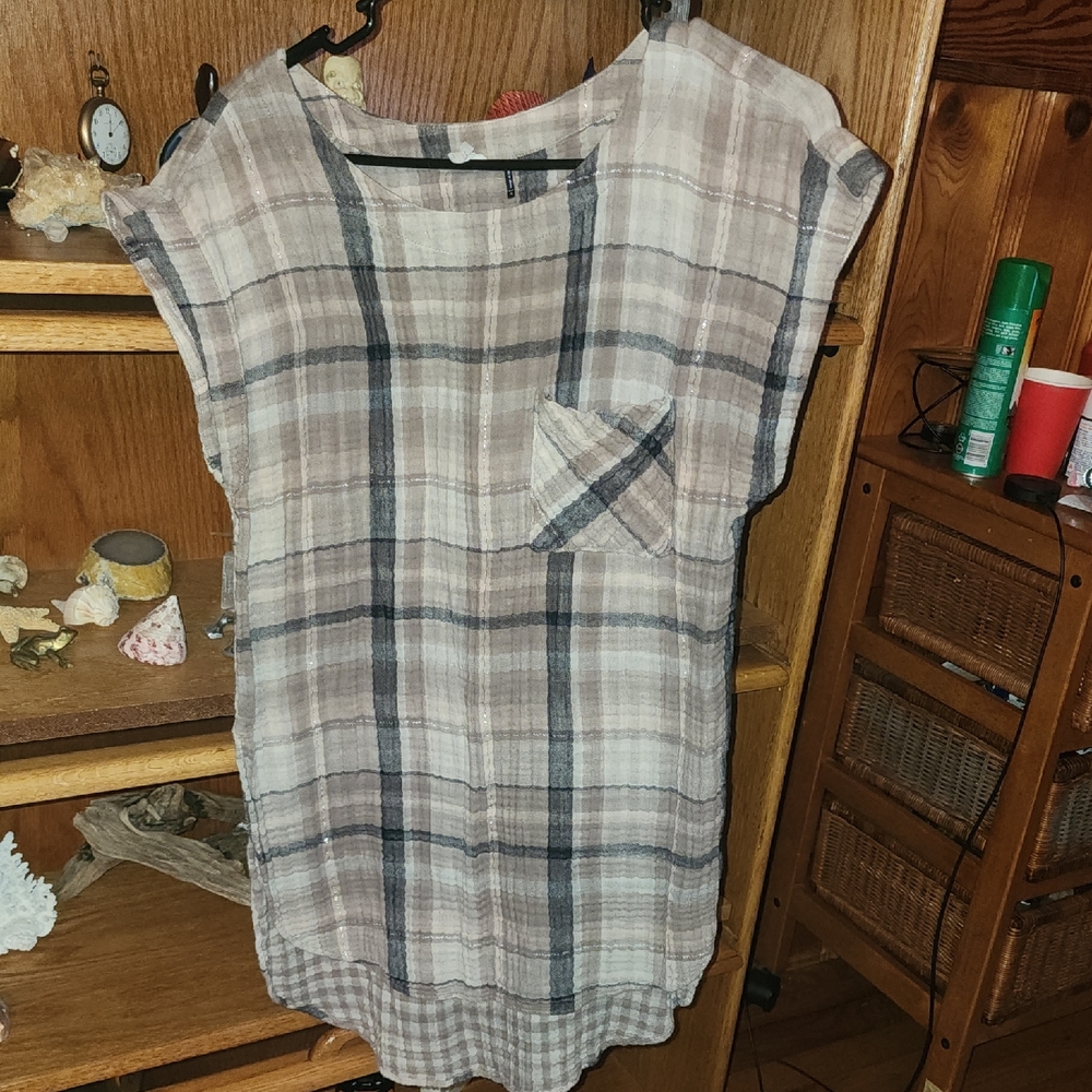 Plaid Short Sleeve Top